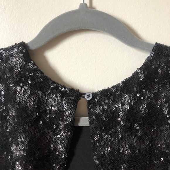 Aritzia talula  sleeveless open back top - Picture 6 of 9